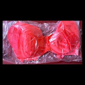 Fredricks of Hollywood 36F